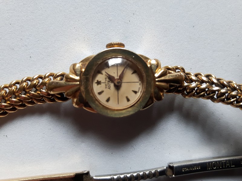 Vintage Smiths Astra Ladies Watch With Rolled Gold Strap